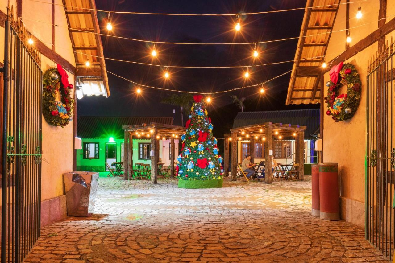 Castelo De Itaipava - Hotel, Eventos E Gastronomia Ngoại thất bức ảnh
