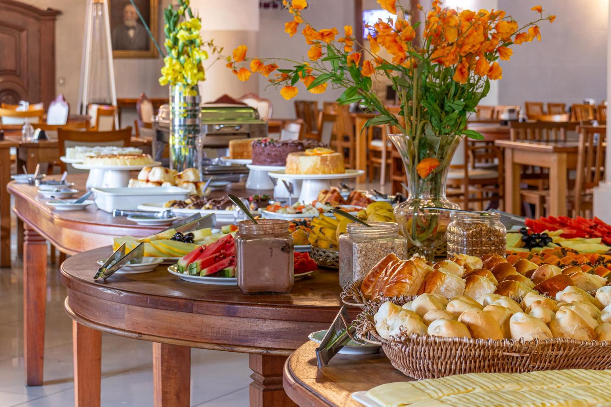 Castelo De Itaipava - Hotel, Eventos E Gastronomia Ngoại thất bức ảnh