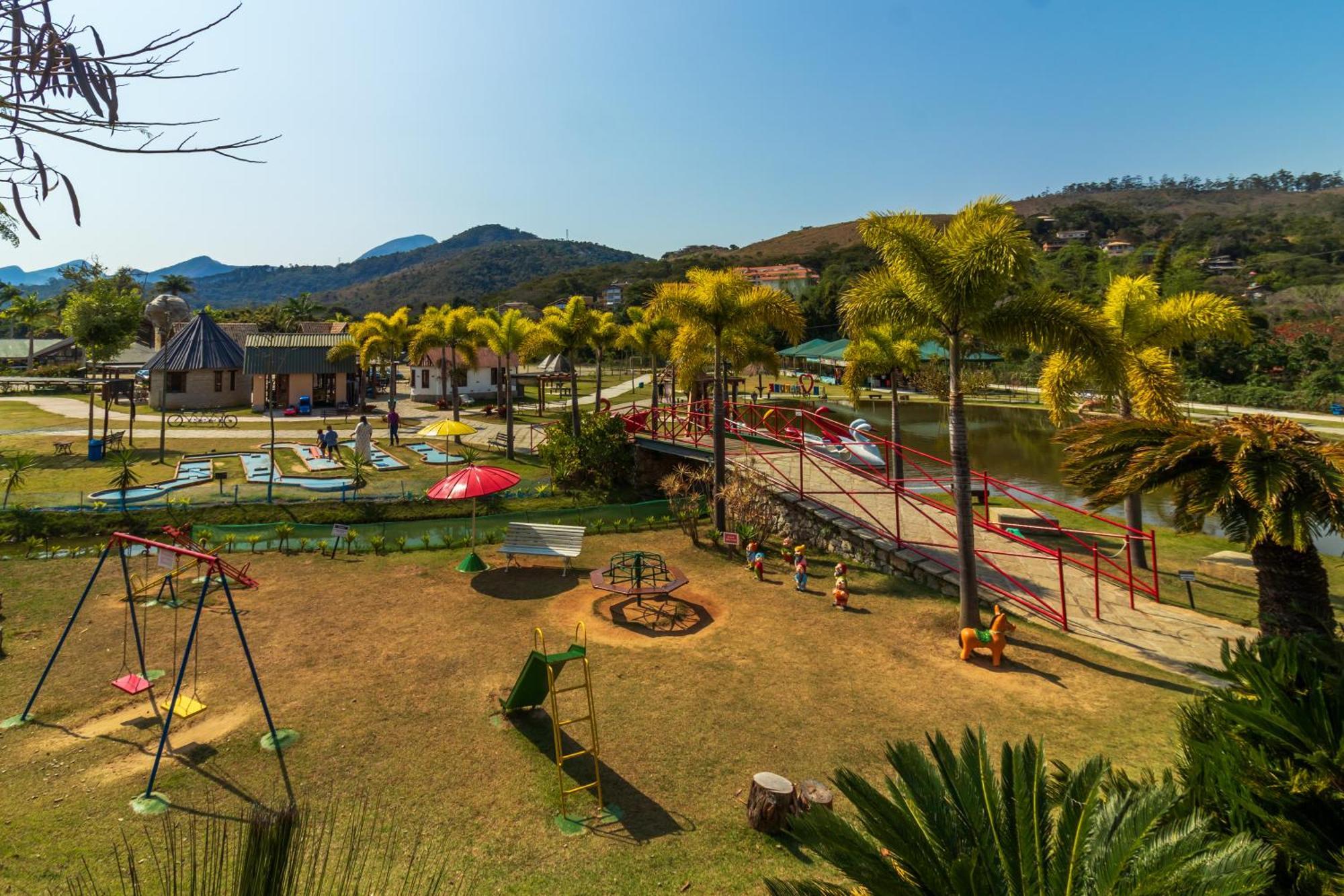 Castelo De Itaipava - Hotel, Eventos E Gastronomia Ngoại thất bức ảnh